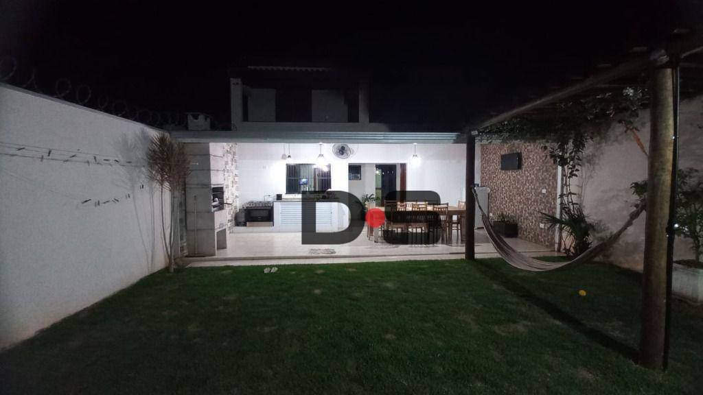 Sobrado à venda com 3 quartos, 160m² - Foto 3