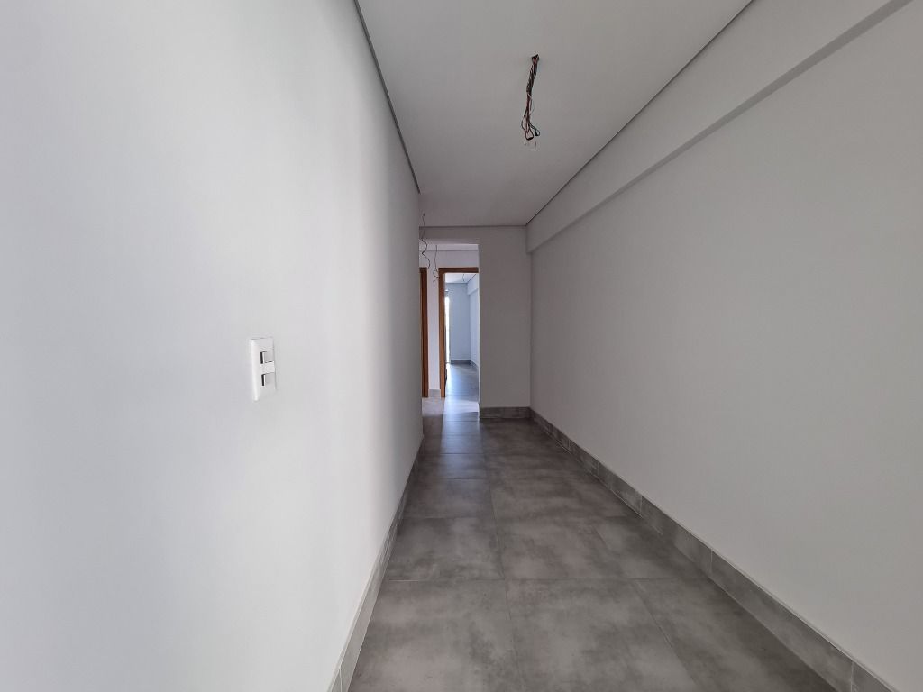 Apartamento à venda com 3 quartos, 146m² - Foto 9