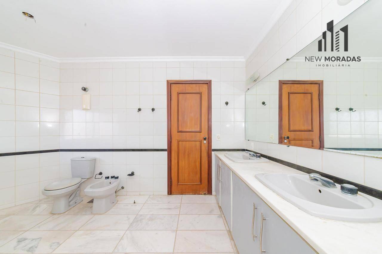 Apartamento à venda com 4 quartos, 239m² - Foto 25