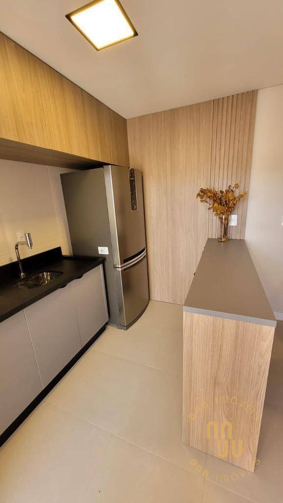 Apartamento à venda com 2 quartos, 87m² - Foto 7