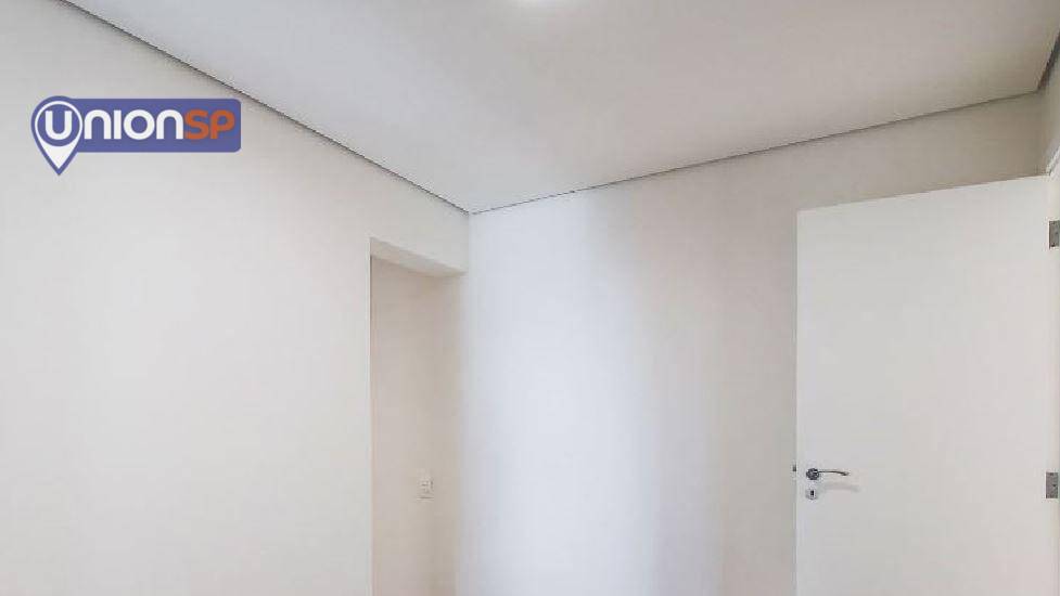 Apartamento à venda com 3 quartos, 221m² - Foto 17