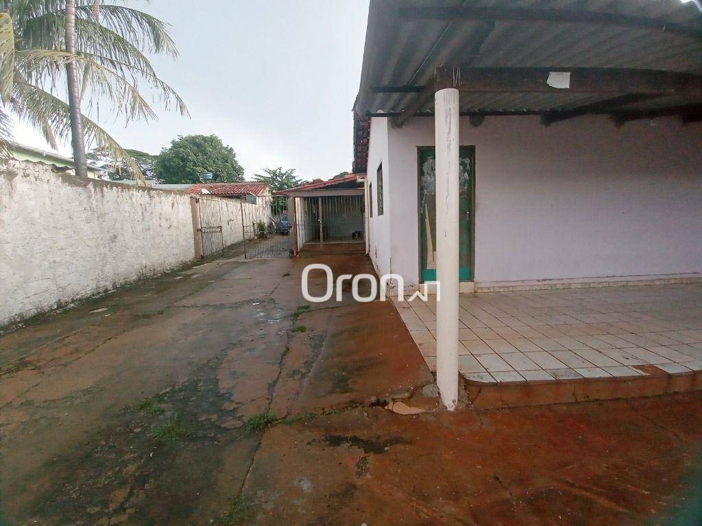 Casa à venda com 2 quartos, 186m² - Foto 6