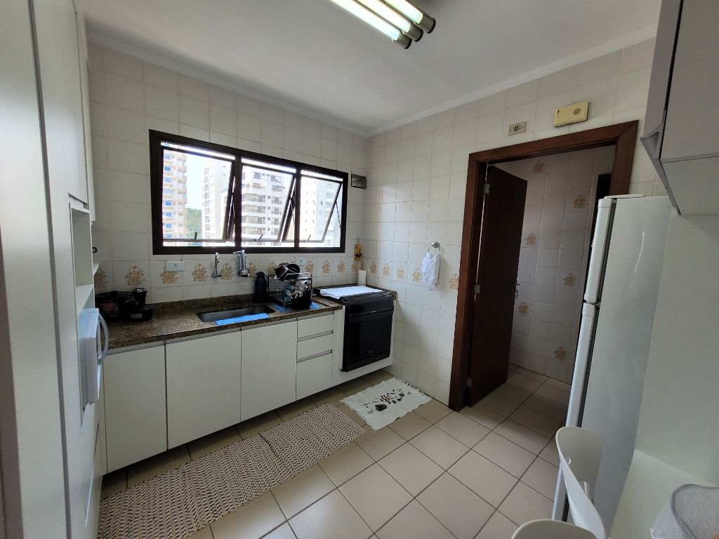 Apartamento à venda com 3 quartos, 124m² - Foto 23