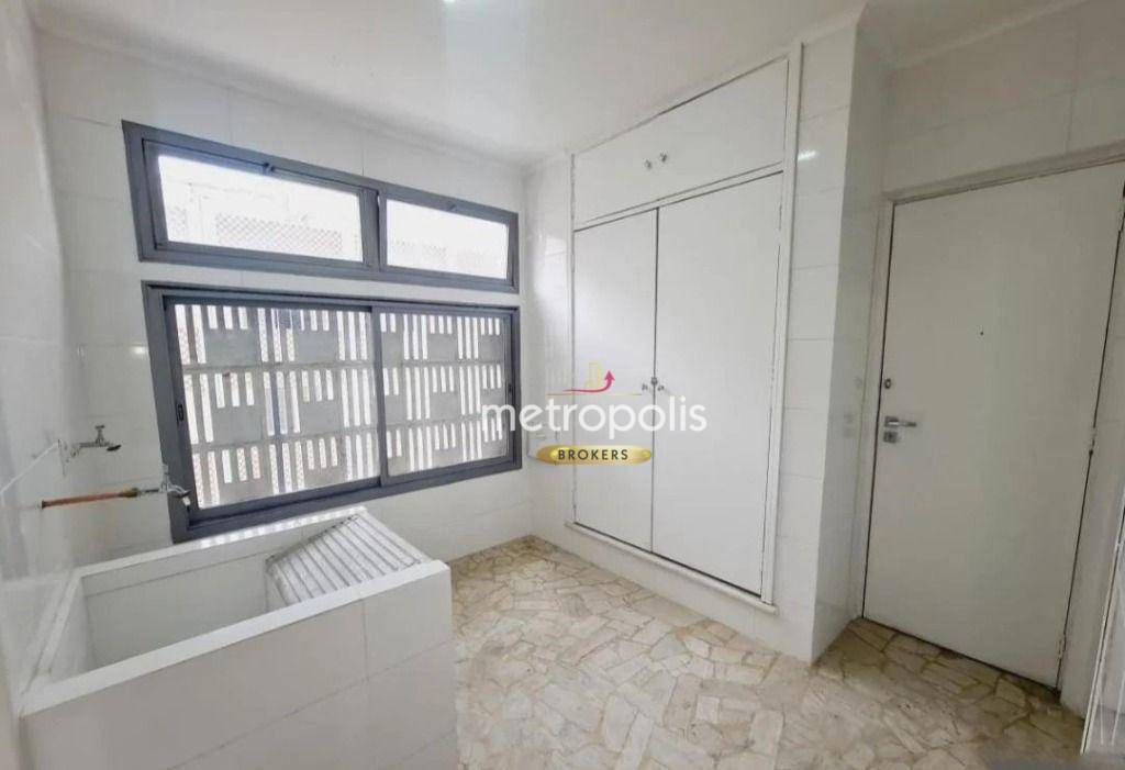 Apartamento à venda com 3 quartos, 230m² - Foto 9