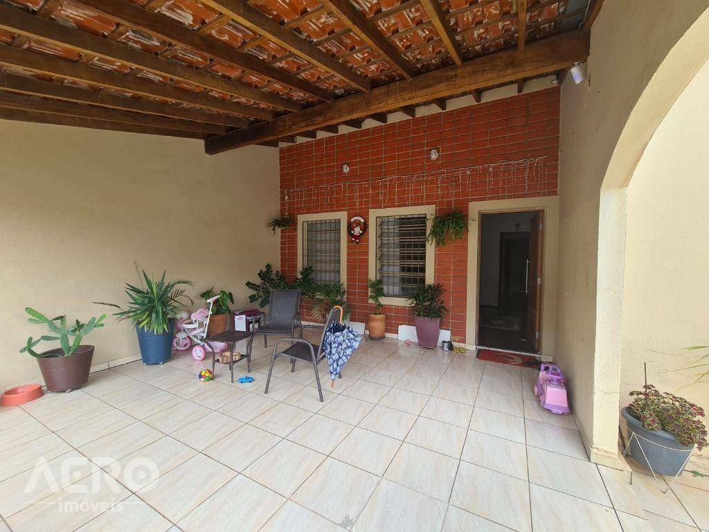 Casa à venda com 3 quartos, 215m² - Foto 9