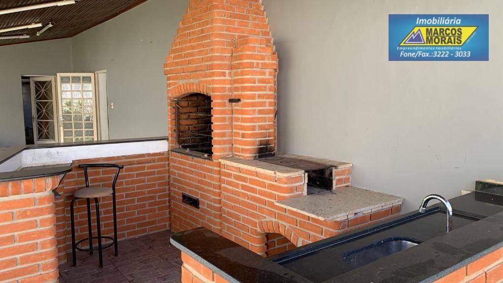 Casa para alugar com 3 quartos, 135m² - Foto 21