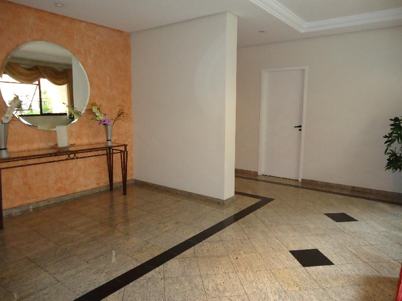 Apartamento à venda com 4 quartos, 90m² - Foto 12