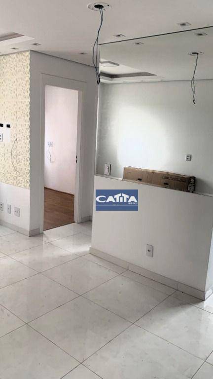 Apartamento à venda e aluguel com 2 quartos, 42m² - Foto 3