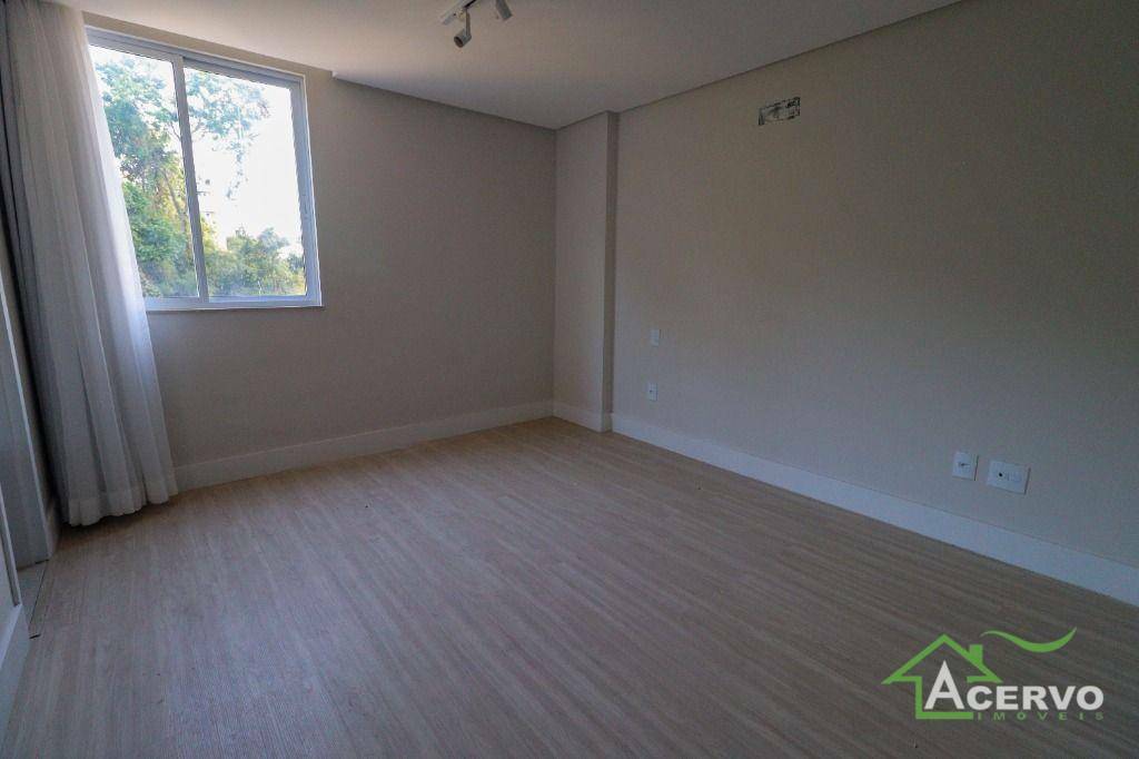 Apartamento à venda com 4 quartos, 258m² - Foto 11