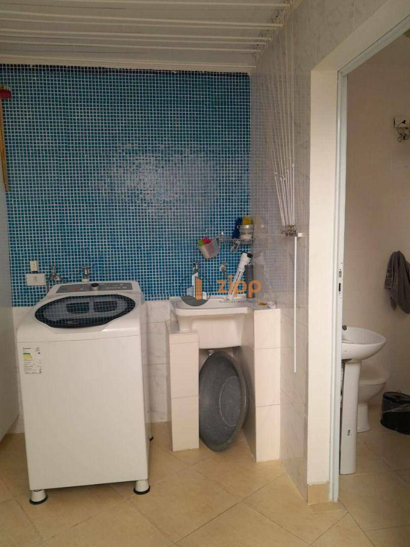 Sobrado à venda com 3 quartos, 200m² - Foto 5