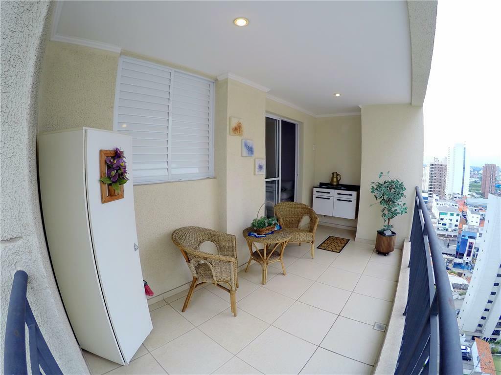 Apartamento à venda com 3 quartos, 80m² - Foto 8