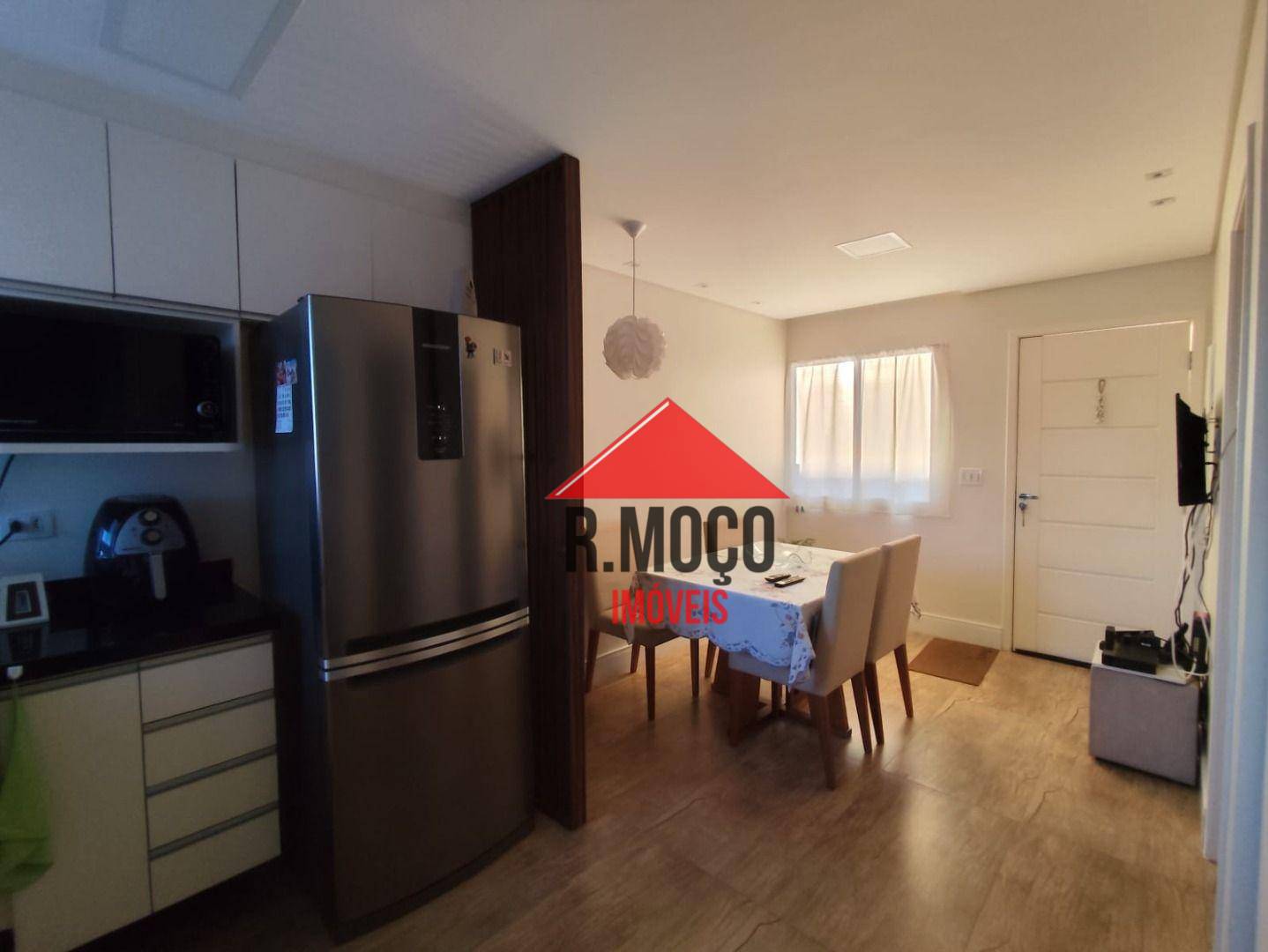 Apartamento à venda com 2 quartos, 40m² - Foto 13