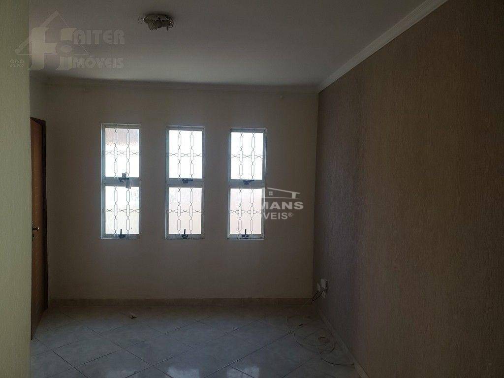 Casa à venda com 3 quartos, 184m² - Foto 3