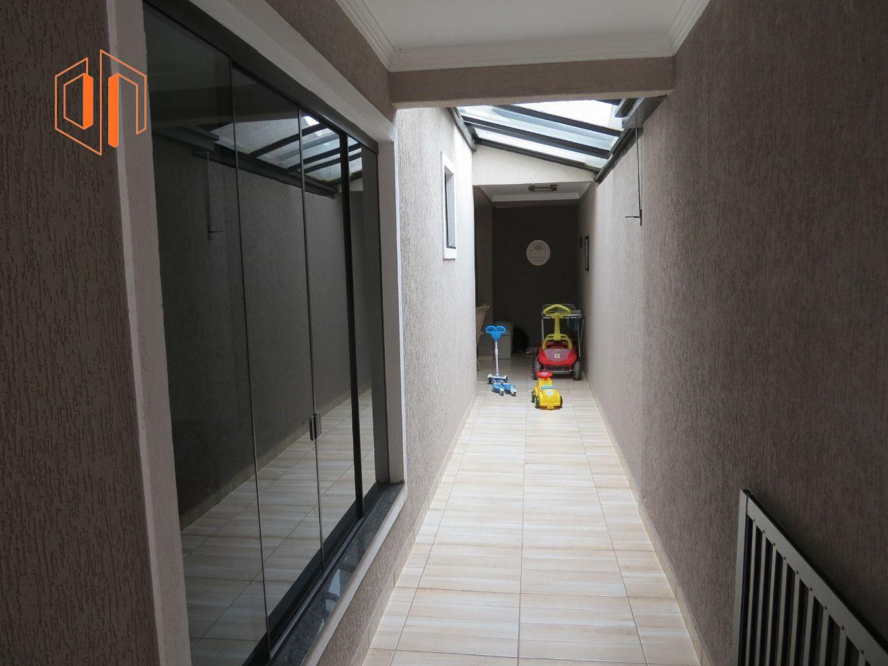 Sobrado à venda com 3 quartos, 250m² - Foto 8