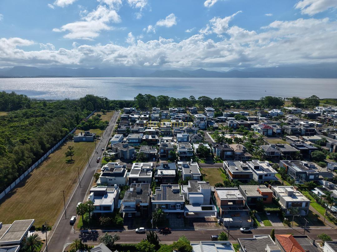 Casa de Condomínio à venda com 5 quartos, 301m² - Foto 30