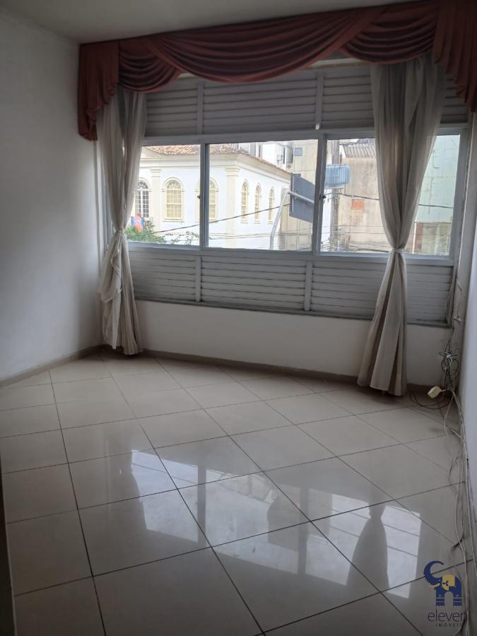 Apartamento à venda com 4 quartos, 200m² - Foto 5