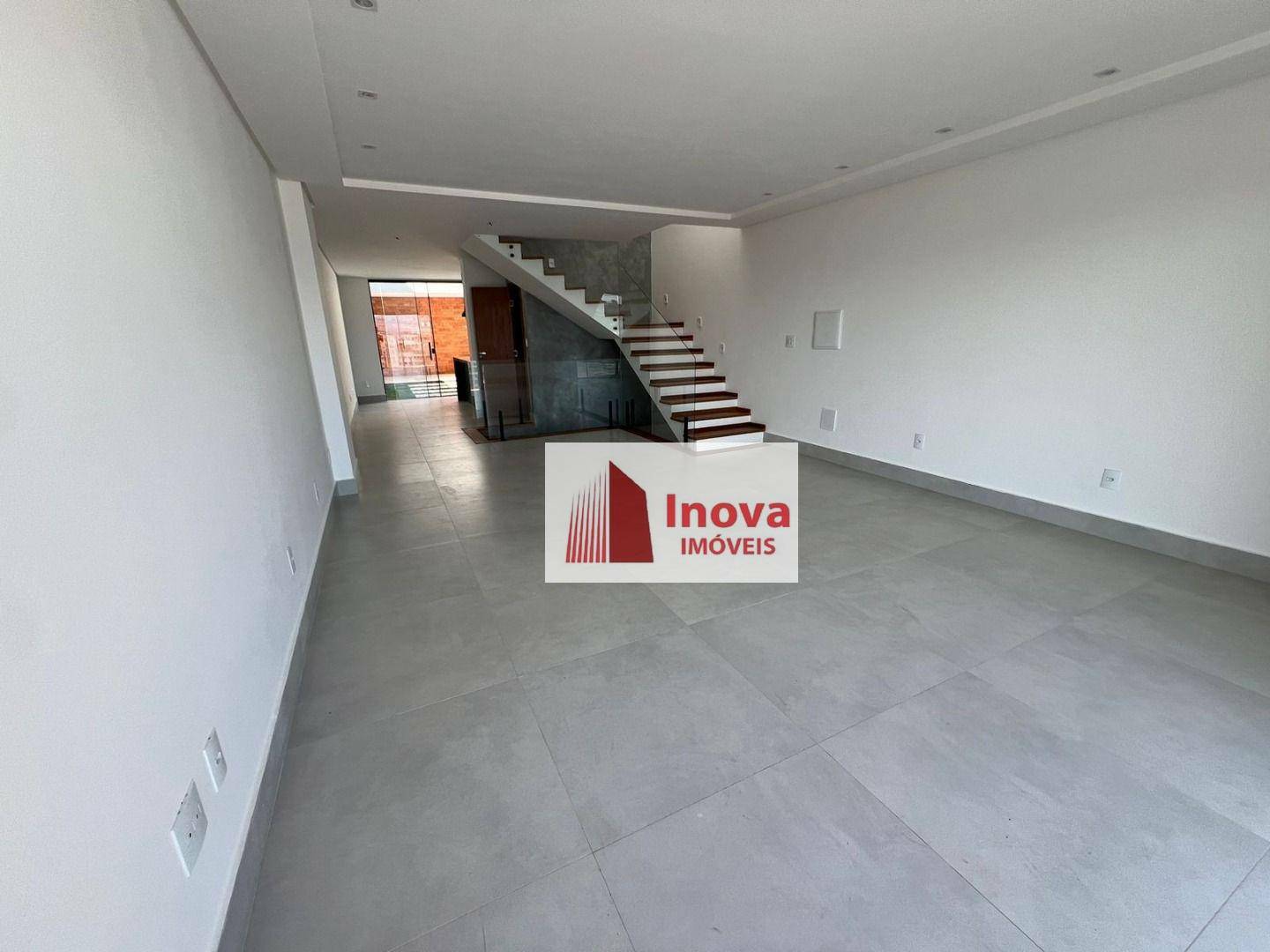 Casa à venda com 3 quartos, 200m² - Foto 5