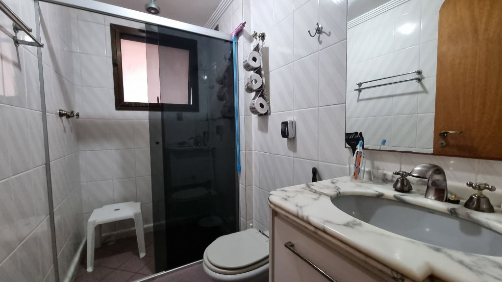 Apartamento à venda com 3 quartos, 130m² - Foto 12