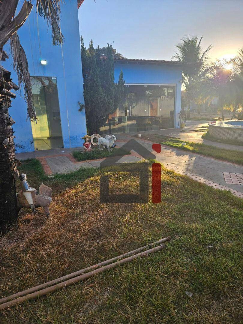 Casa à venda com 4 quartos, 440m² - Foto 2