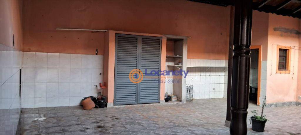 Casa à venda e aluguel com 2 quartos, 144m² - Foto 9