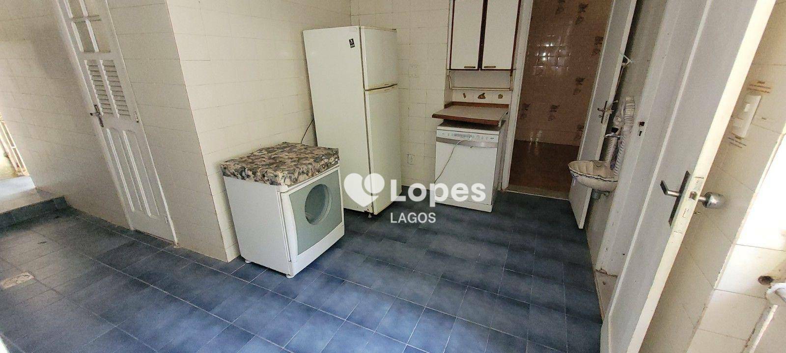 Casa à venda com 5 quartos, 169m² - Foto 9