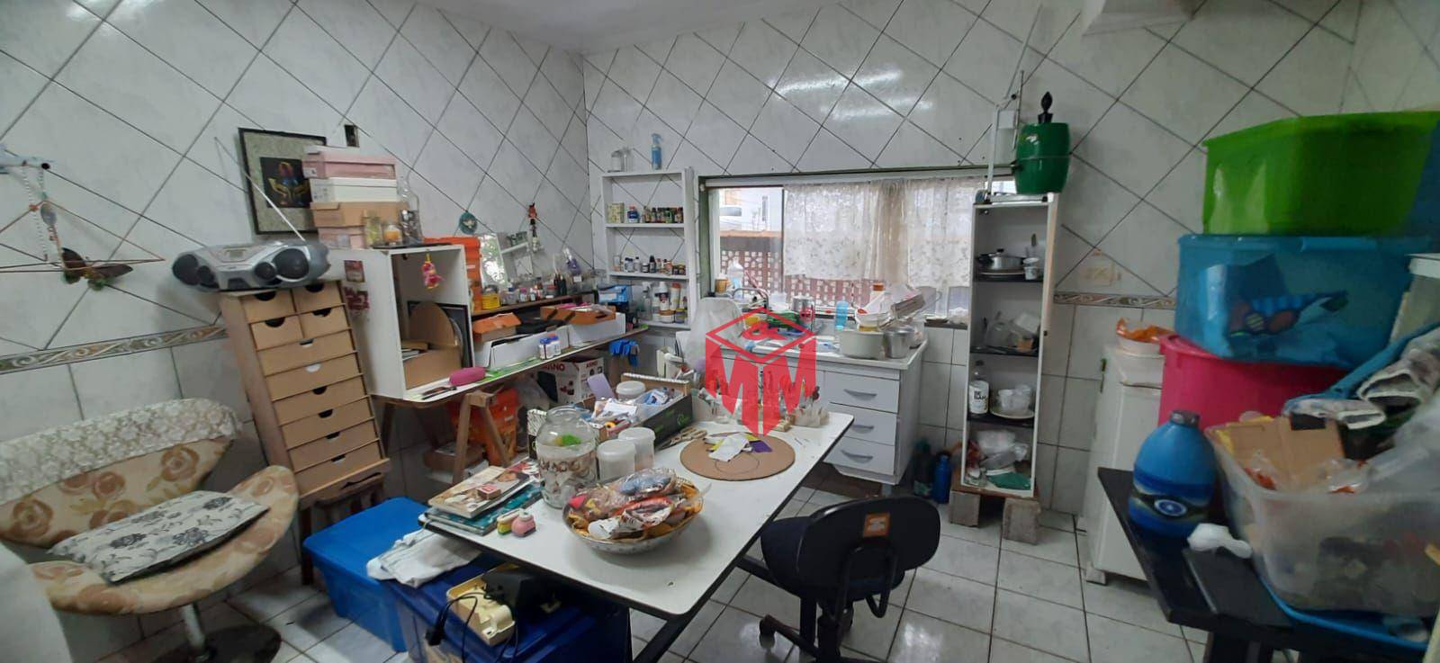 Sobrado à venda com 6 quartos, 470m² - Foto 5