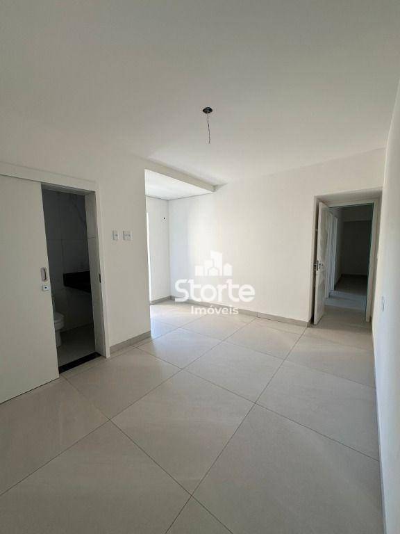 Apartamento à venda com 3 quartos, 110m² - Foto 12