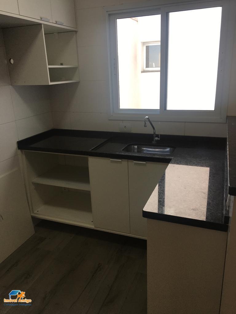 Cobertura à venda com 2 quartos, 80m² - Foto 3