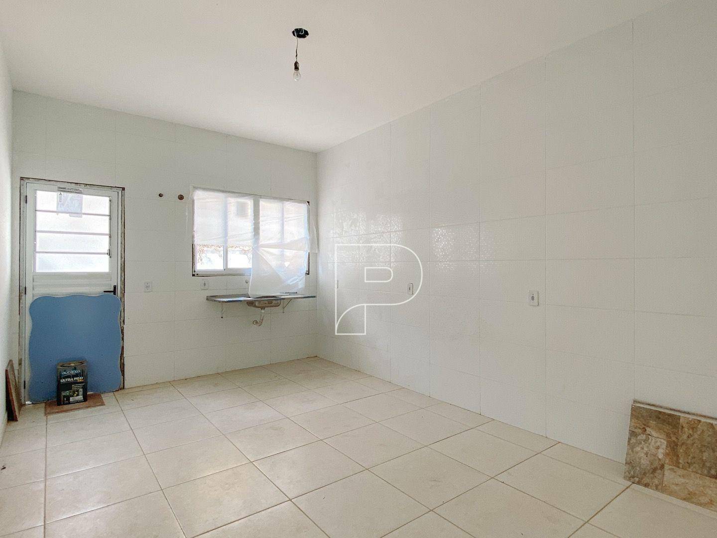 Casa à venda com 3 quartos, 92m² - Foto 9