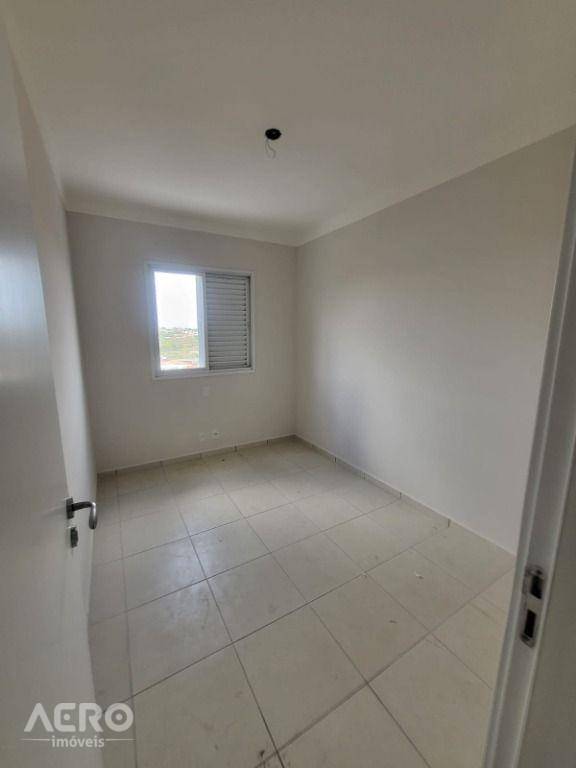 Apartamento à venda com 3 quartos, 77m² - Foto 6