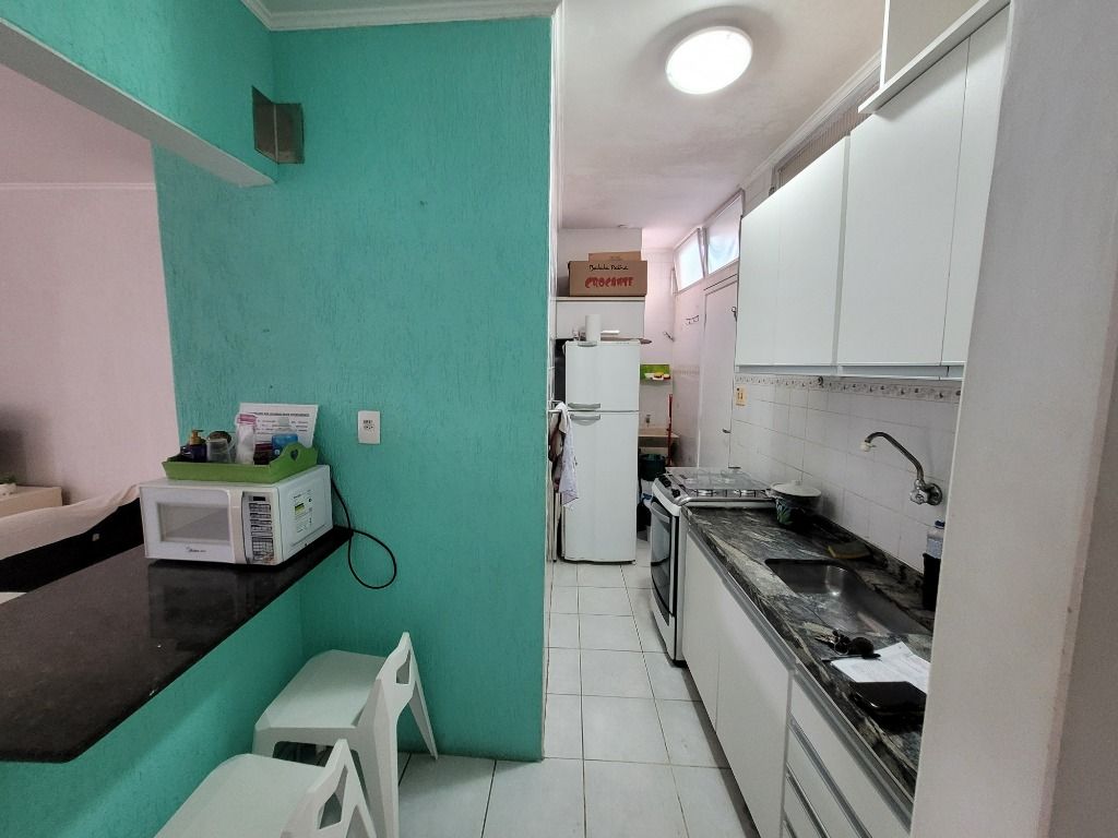 Apartamento à venda com 2 quartos, 60m² - Foto 12