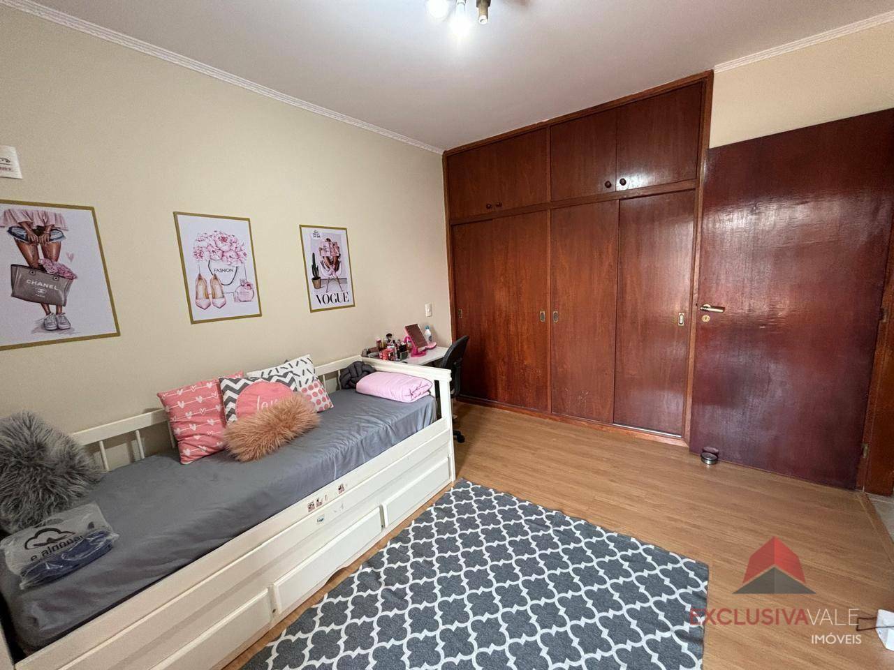 Casa de Condomínio à venda com 4 quartos, 417m² - Foto 12