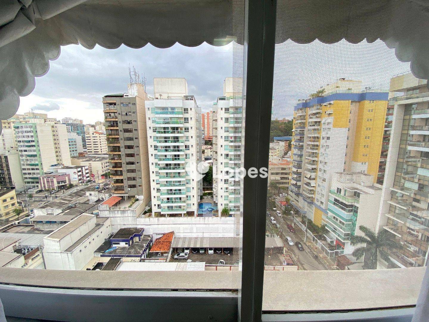 Apartamento à venda com 2 quartos, 82m² - Foto 2