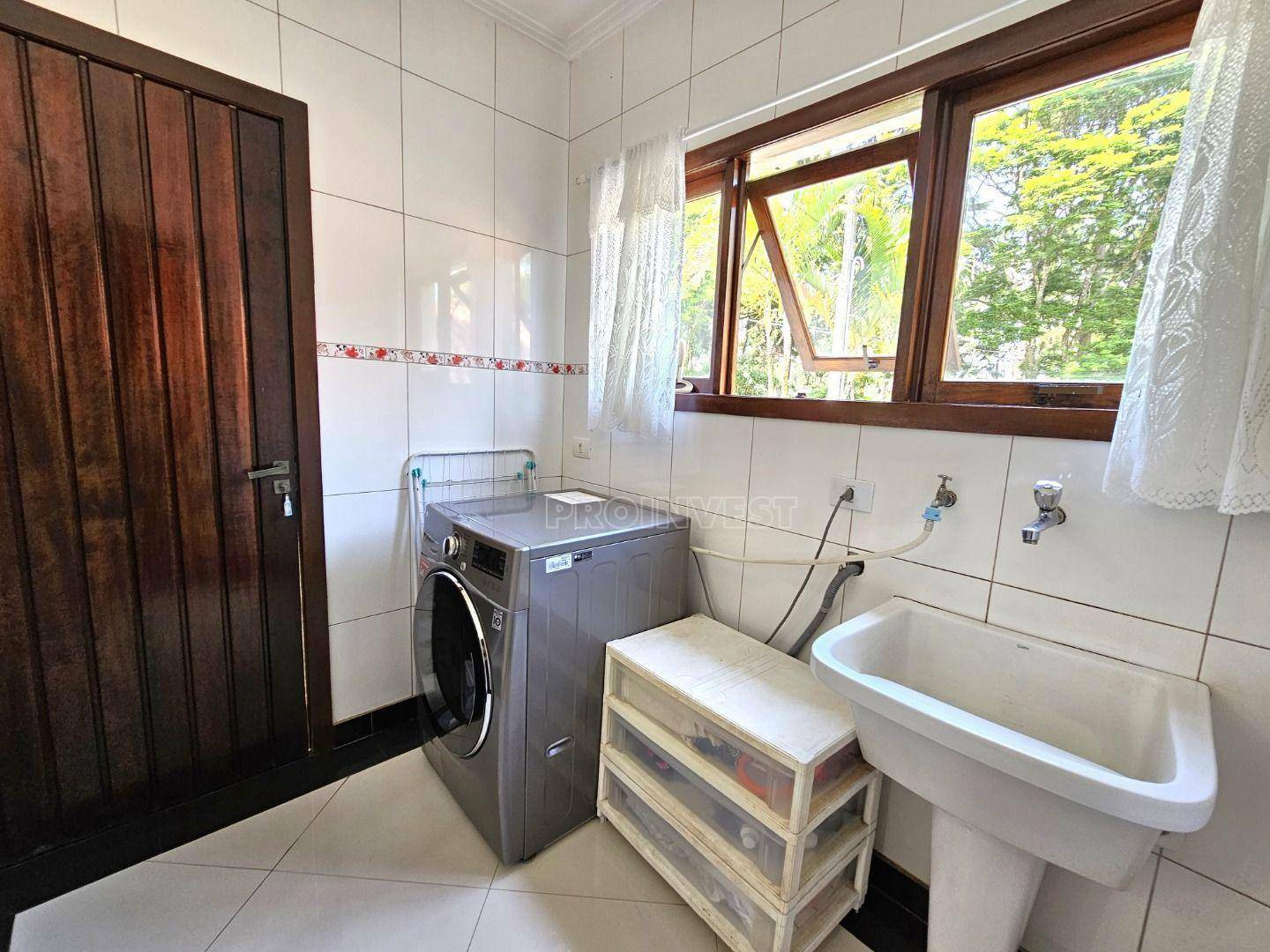 Casa de Condomínio à venda com 3 quartos, 300m² - Foto 28