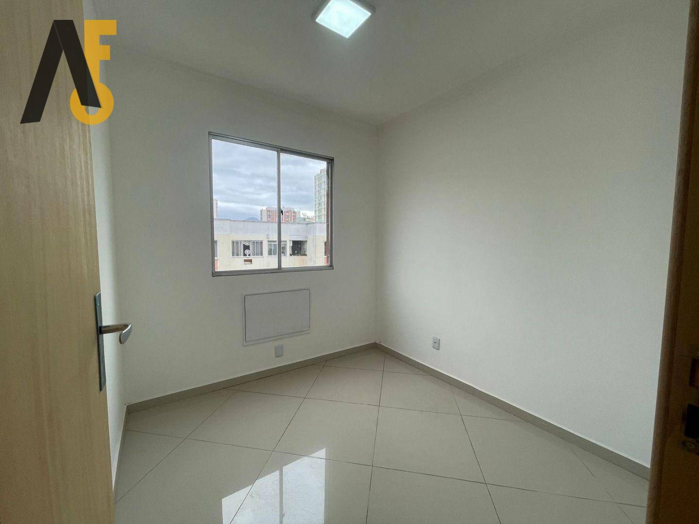 Apartamento à venda com 3 quartos, 62m² - Foto 13