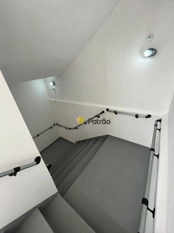 Apartamento à venda com 2 quartos, 41m² - Foto 12