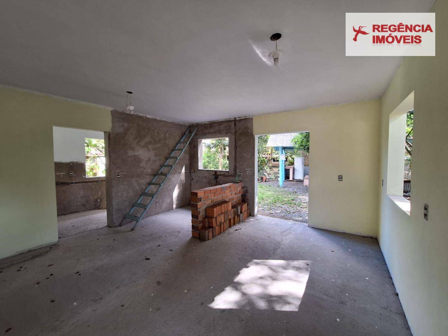 Casa à venda com 2 quartos, 90m² - Foto 29