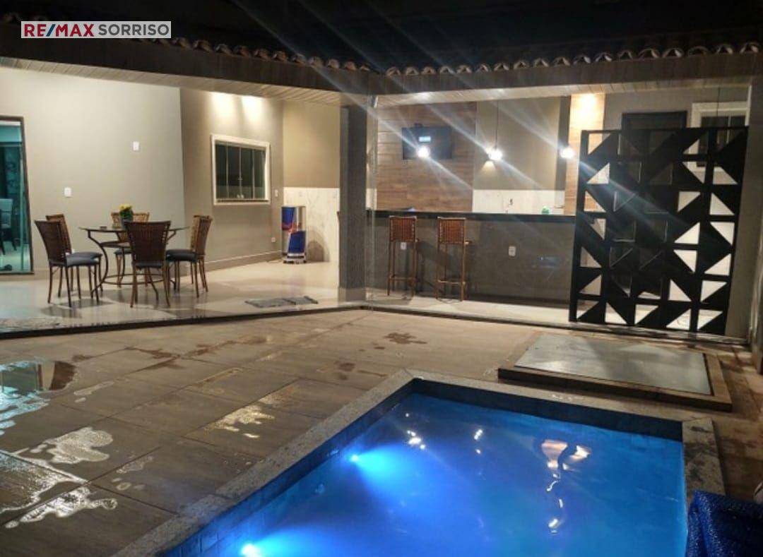 Sobrado à venda com 4 quartos, 370m² - Foto 1