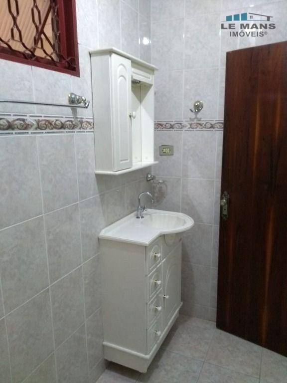 Casa à venda com 2 quartos, 150m² - Foto 17