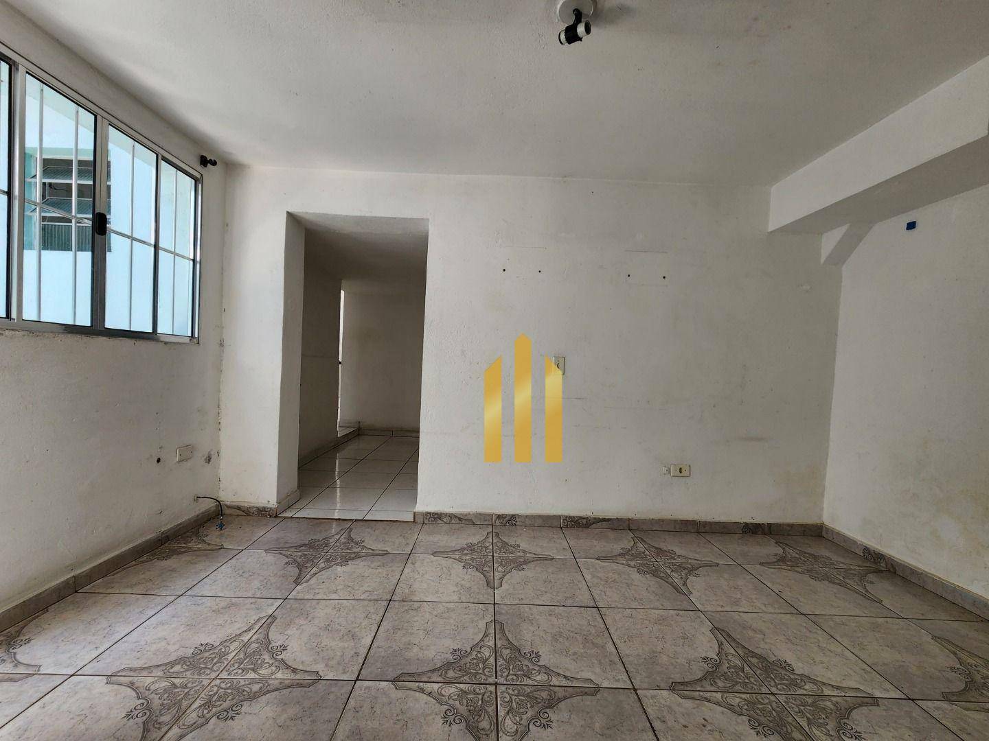 Casa para alugar com 2 quartos, 75m² - Foto 5