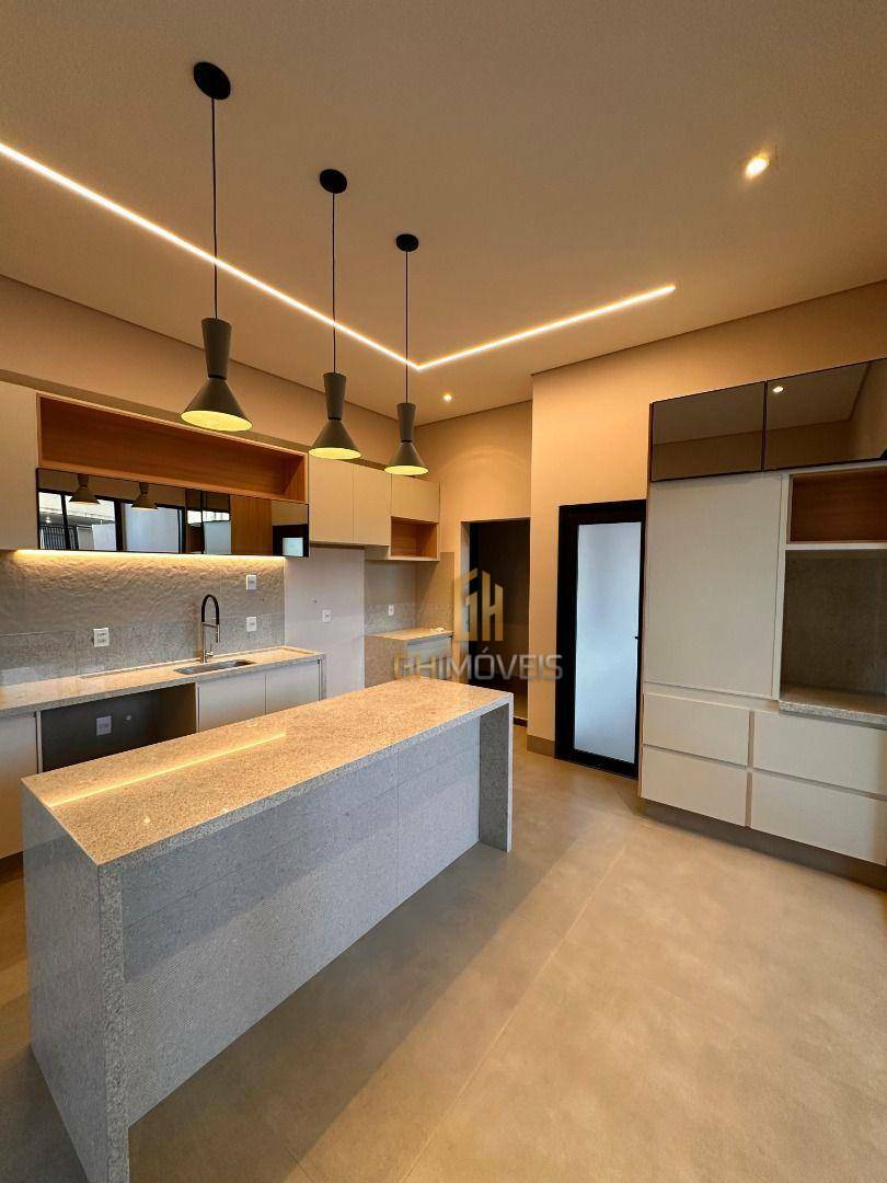 Casa à venda com 3 quartos, 200m² - Foto 7