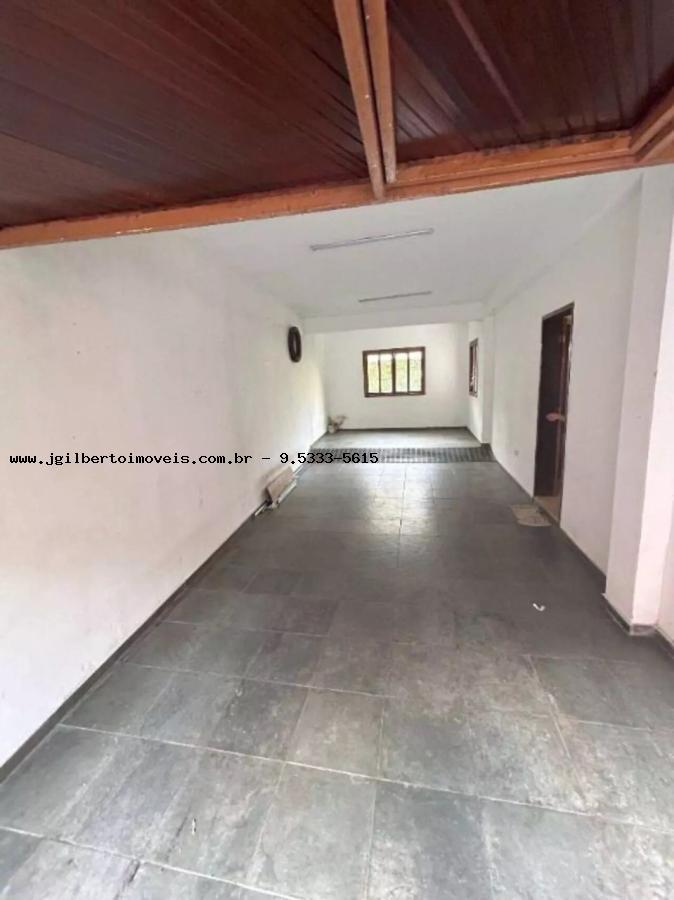 Casa à venda com 3 quartos, 288m² - Foto 18