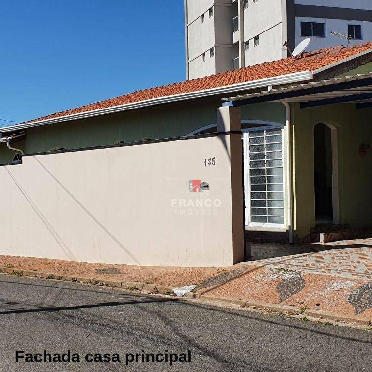 Casa à venda com 3 quartos, 311m² - Foto 2