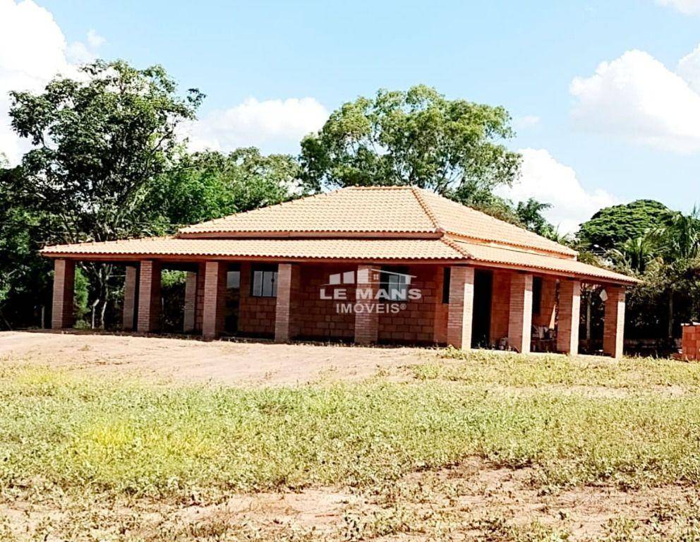 Chácara, 2 quartos, 4859 m² - Foto 1