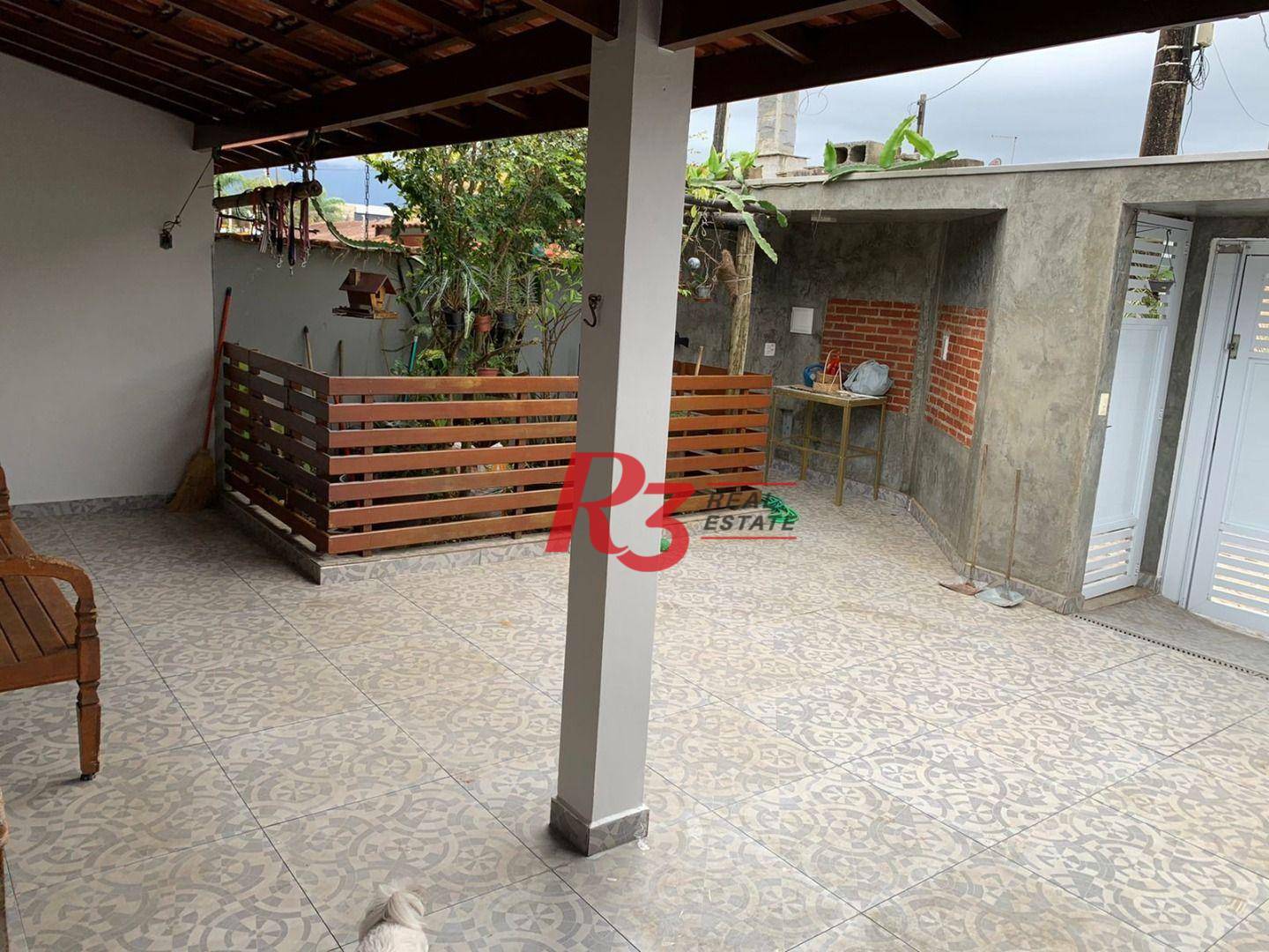 Casa à venda com 2 quartos, 120m² - Foto 4