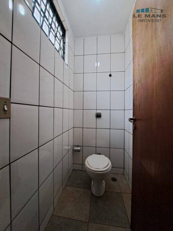 Chácara à venda e aluguel com 6 quartos, 750m² - Foto 42