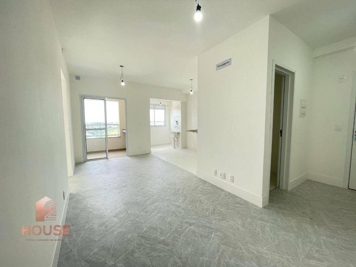 Apartamento à venda com 2 quartos, 68m² - Foto 3