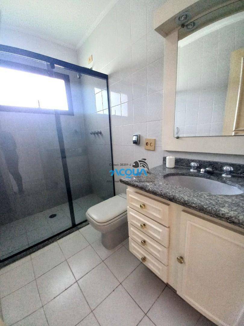 Apartamento à venda com 3 quartos, 200m² - Foto 8