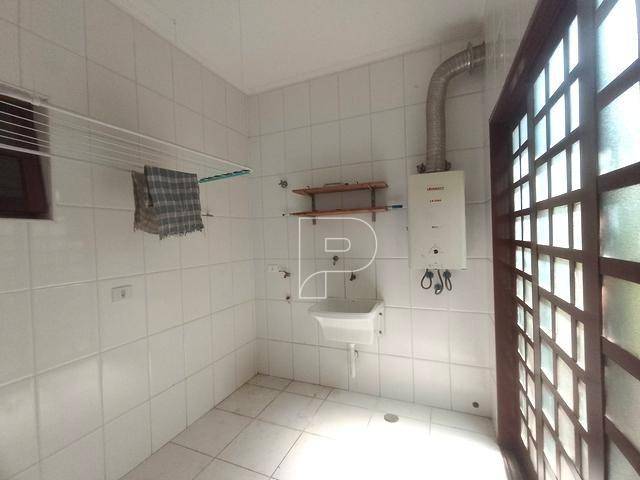 Casa de Condomínio para alugar com 3 quartos, 190m² - Foto 8