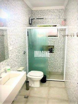 Sobrado à venda com 4 quartos, 240m² - Foto 19